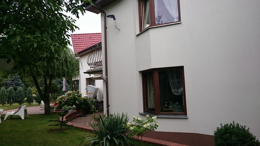 Villa Czarli Miedzyzdroje Exteriör bild